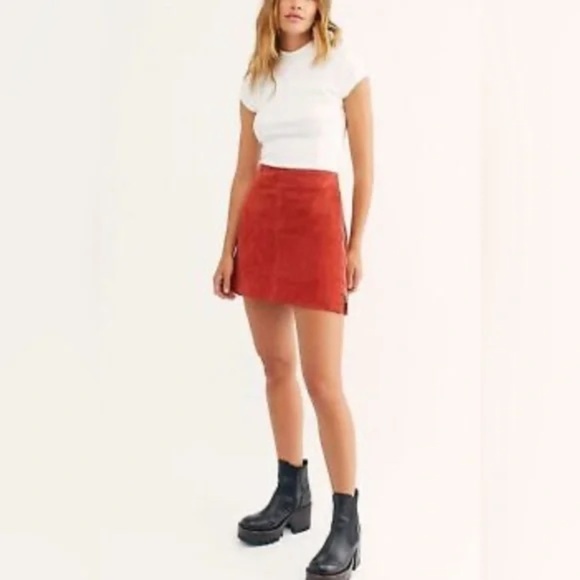 FREE PEOPLE - MODERN FEMME Faux Leather / SUEDE WESTERN INSPIRED MINI SKIRT - Picture 1 of 6